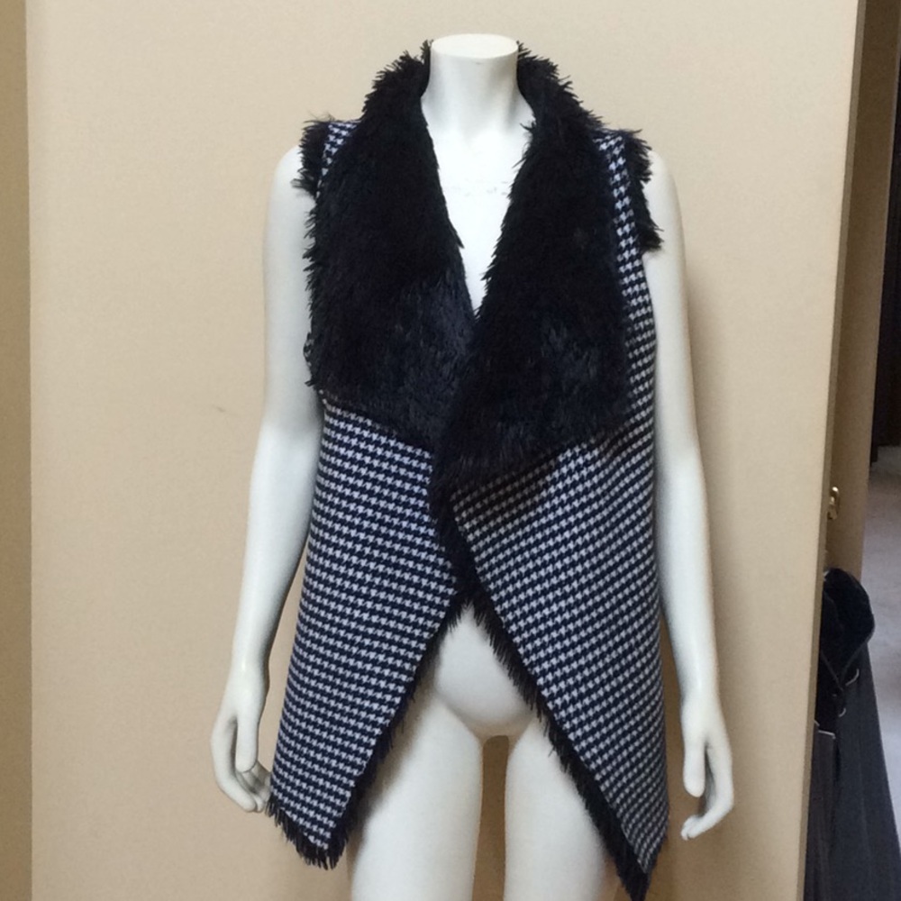 Reversible Houndstooth & Black Faux Fur Open Vest